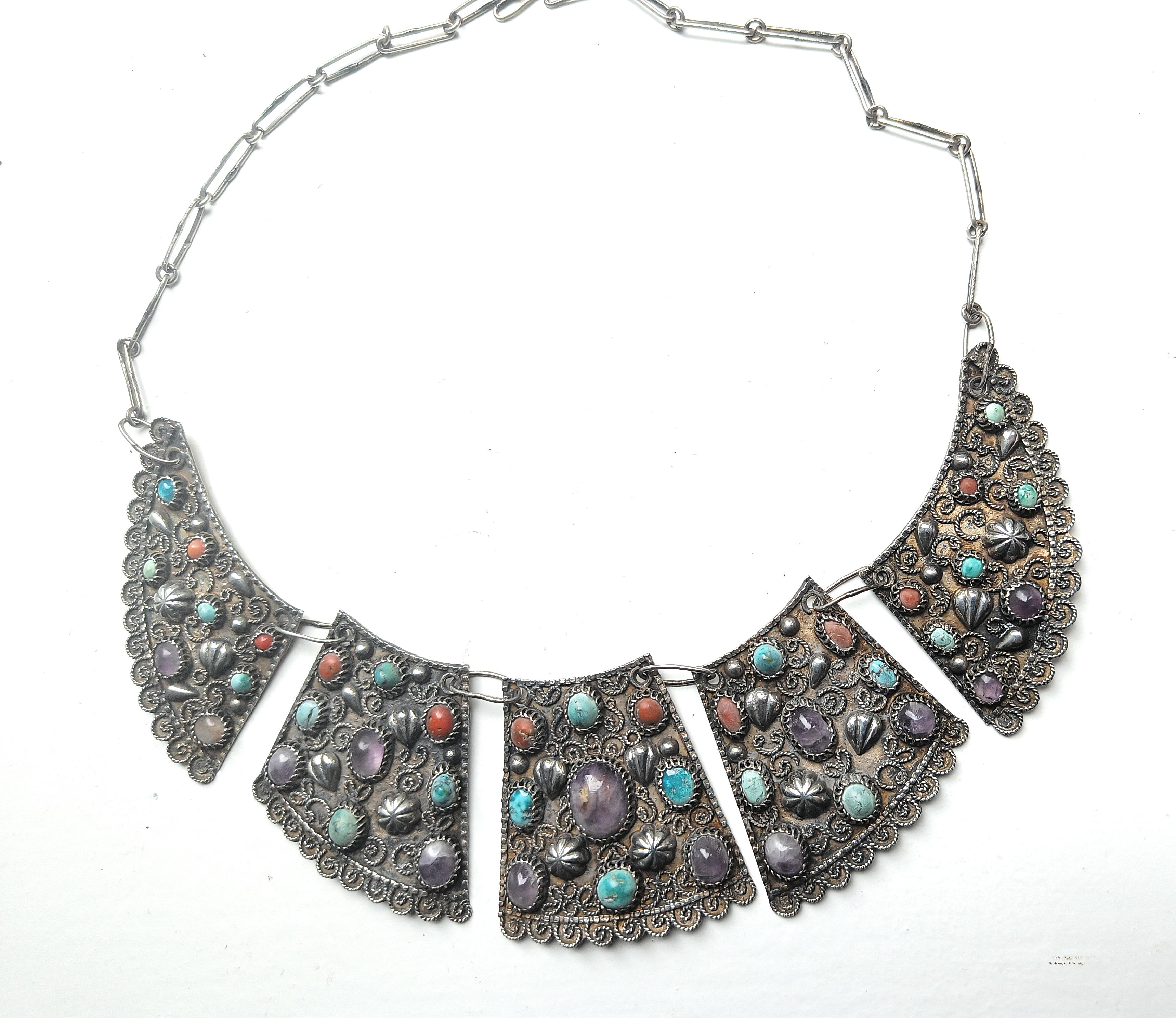 20ième siècle Collier persan doré et argenté avec turquoise antiquités du Moyen-Orient en vente