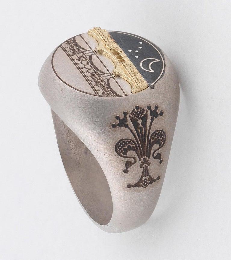 Silver Gold Old Bridge Lily of Florence Signet Ring In New Condition In Firenze, IT