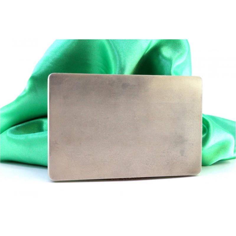 Silver-gold perforated case with gold interior and gilt clasp In Good Condition For Sale In Porto, PT