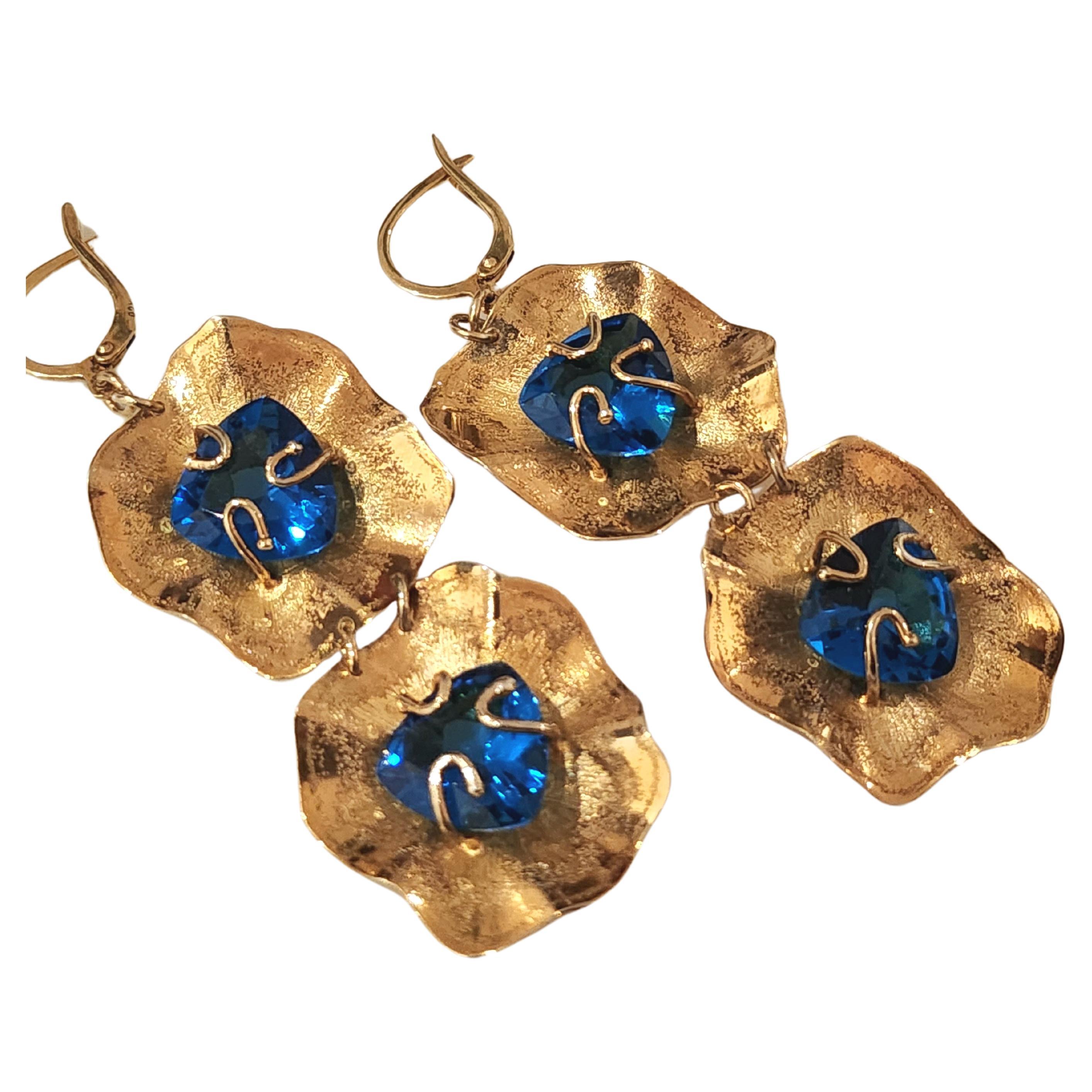 Silver Gold Plated Blue Stone Earrings In Good Condition In Cairo, EG