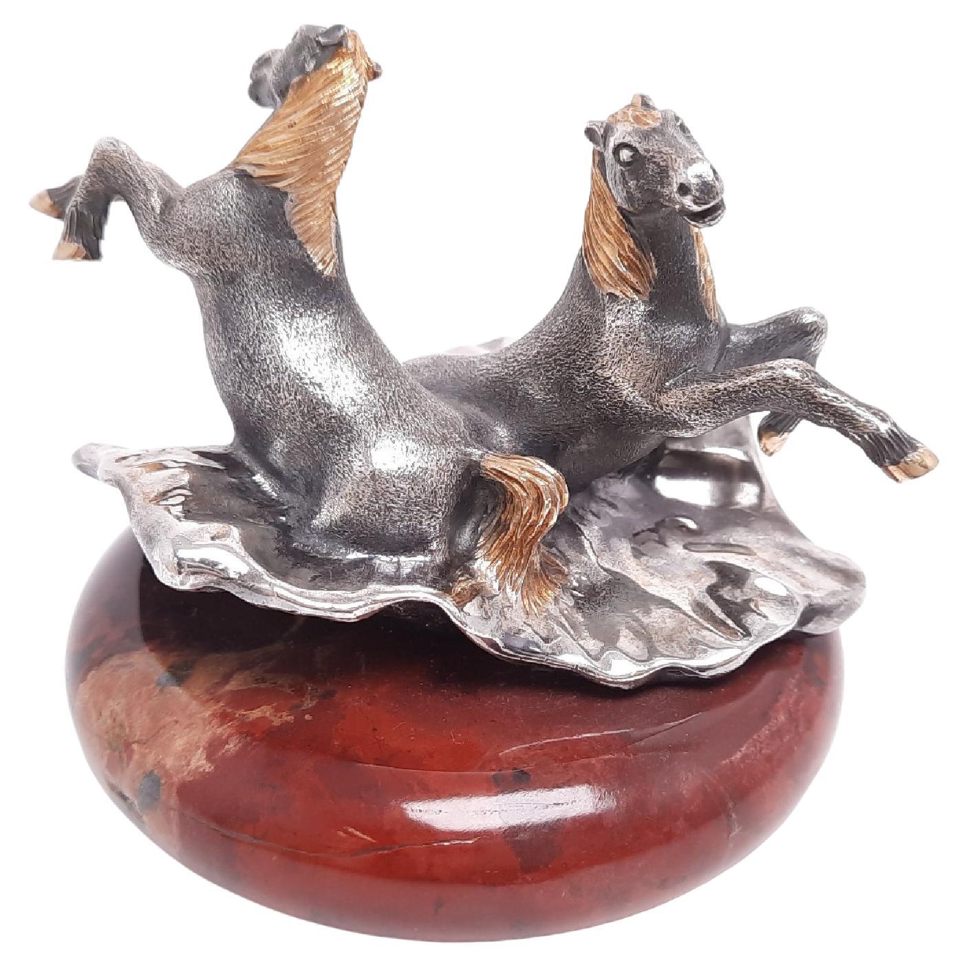 Horse Miniature "Happiness" plaqué argent et or en vente