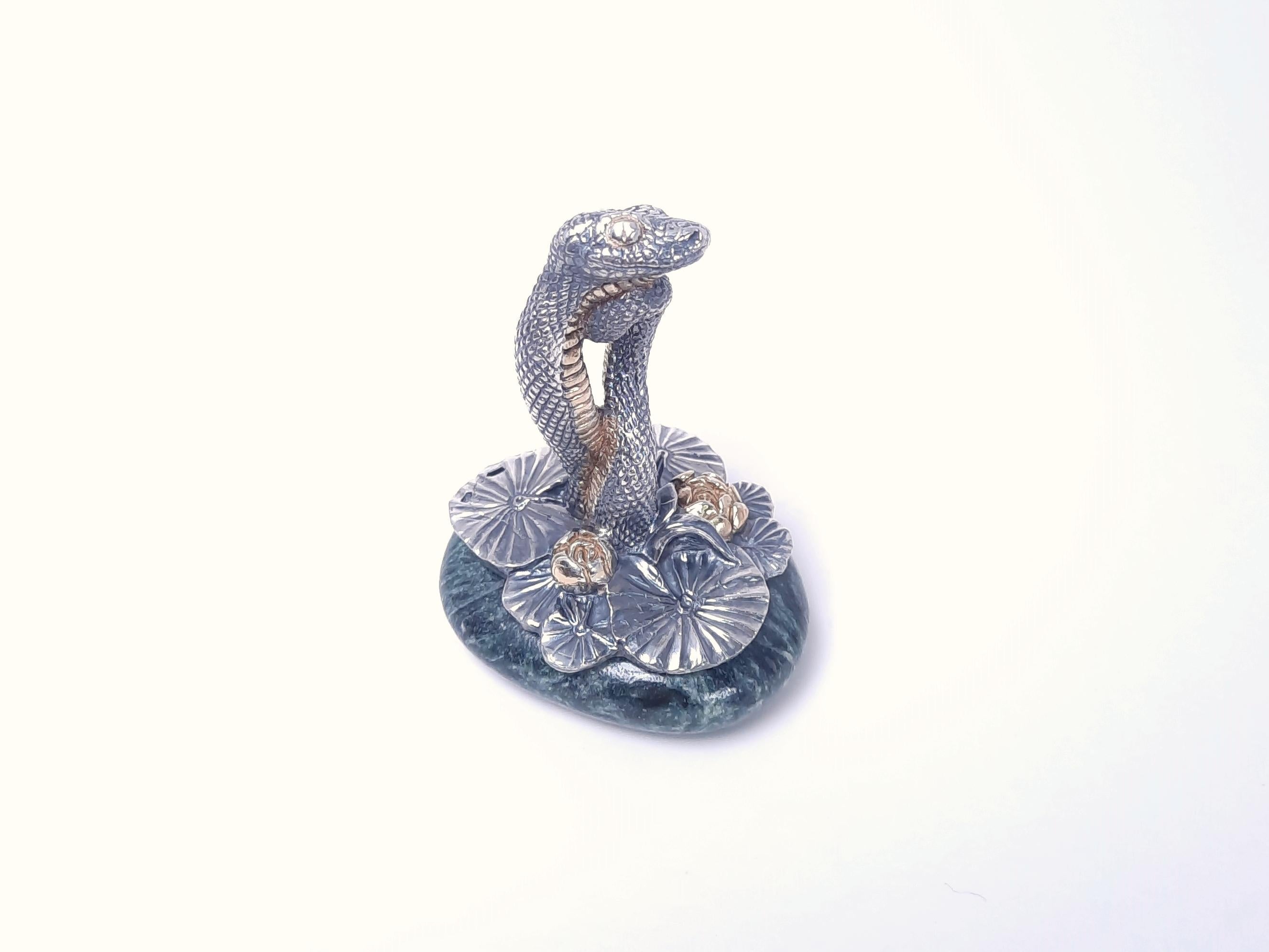 Contemporaneo Miniatura del serpente Lotus in argento placcato oro di MOISEIKIN in vendita