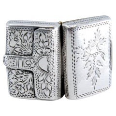 Silver-gold suitcase-shaped vinaigrette with engraved lid, George IV period