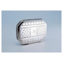 Caja de vinagreta de plata y oro con grabado de la época de Jorge III en la tapa y la carcasa