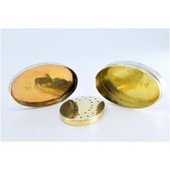 Vinaigrette-Dose aus Silber und Gold mit graviertem Deckel, Zeitalter Georg III.