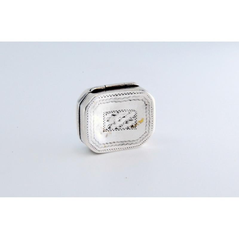 Silver-gold vinaigrette box with engraving on both sides, George III period (Europäisch) im Angebot