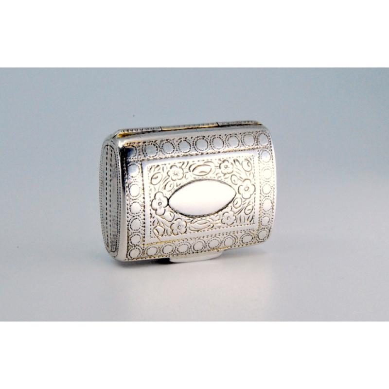 Silver-gold vinaigrette box with engraving on both sides, George III period im Angebot 2