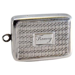 Silver-gold vinaigrette box with engraving on both sides, George IV period