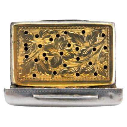 Silver-gold vinaigrette box with engraving on both sides, George IV period