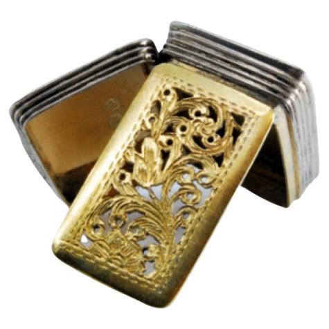 Silver-gold vinaigrette with engraving on both sides, William IV era