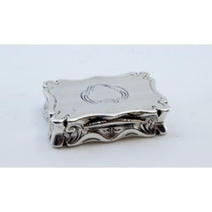 Silber-Gold-Vinaigrette mit Gestell und Guilloche, George IV.