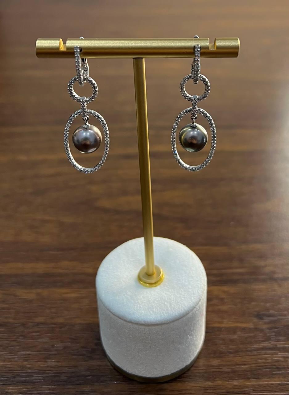 Silver Grey Black Tahitian Pearl Diamonds 14K White Gold Drop Dangle Earrings For Sale 1