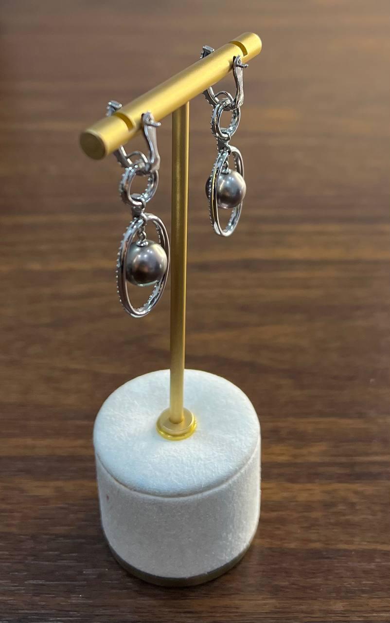Silver Grey Black Tahitian Pearl Diamonds 14K White Gold Drop Dangle Earrings For Sale 3