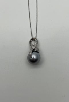 Silver Grey Black Tahitian Pearl Diamonds Halo 14K White Gold Pendant Necklace