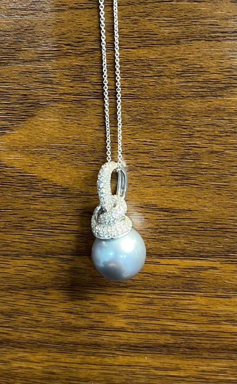 Silver Grey Black Tahitian Pearl Diamonds Halo 14K White Gold Pendant Necklace In New Condition For Sale In Oakton, VA