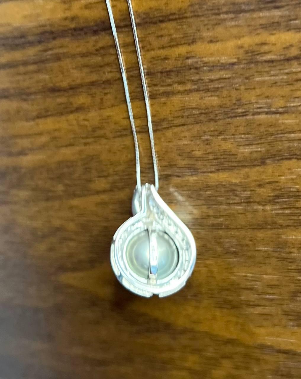 Silver Grey Black Tahitian Pearl Diamonds Halo 14K White Gold Pendant Necklace For Sale 1