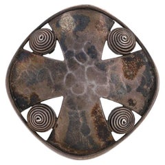 Silber gehämmertes Kreuz Nordic Viking Dänische Brosche - 800 Faith Shield Pin