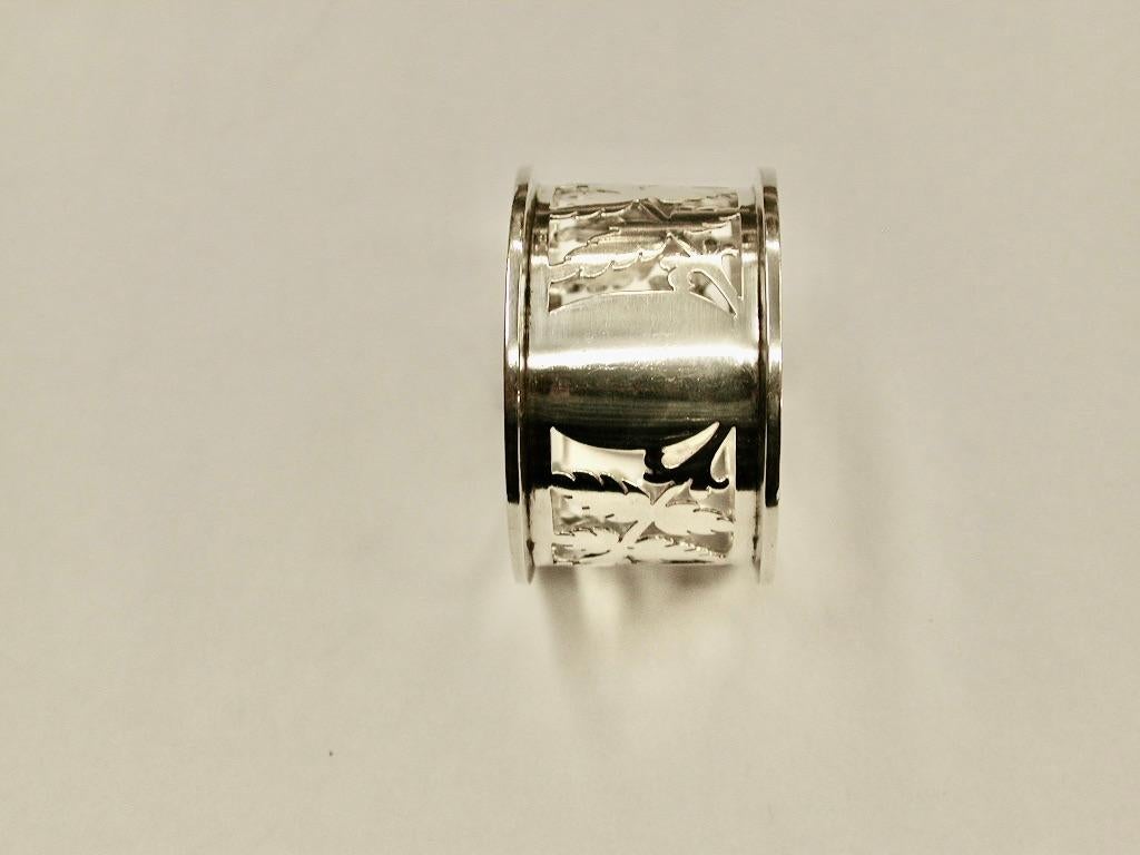 Silver Hand Pierced Napkin Ring, William Hutton & Sons Ltd, Sheffield Assay, 1902 In Good Condition In London, GB