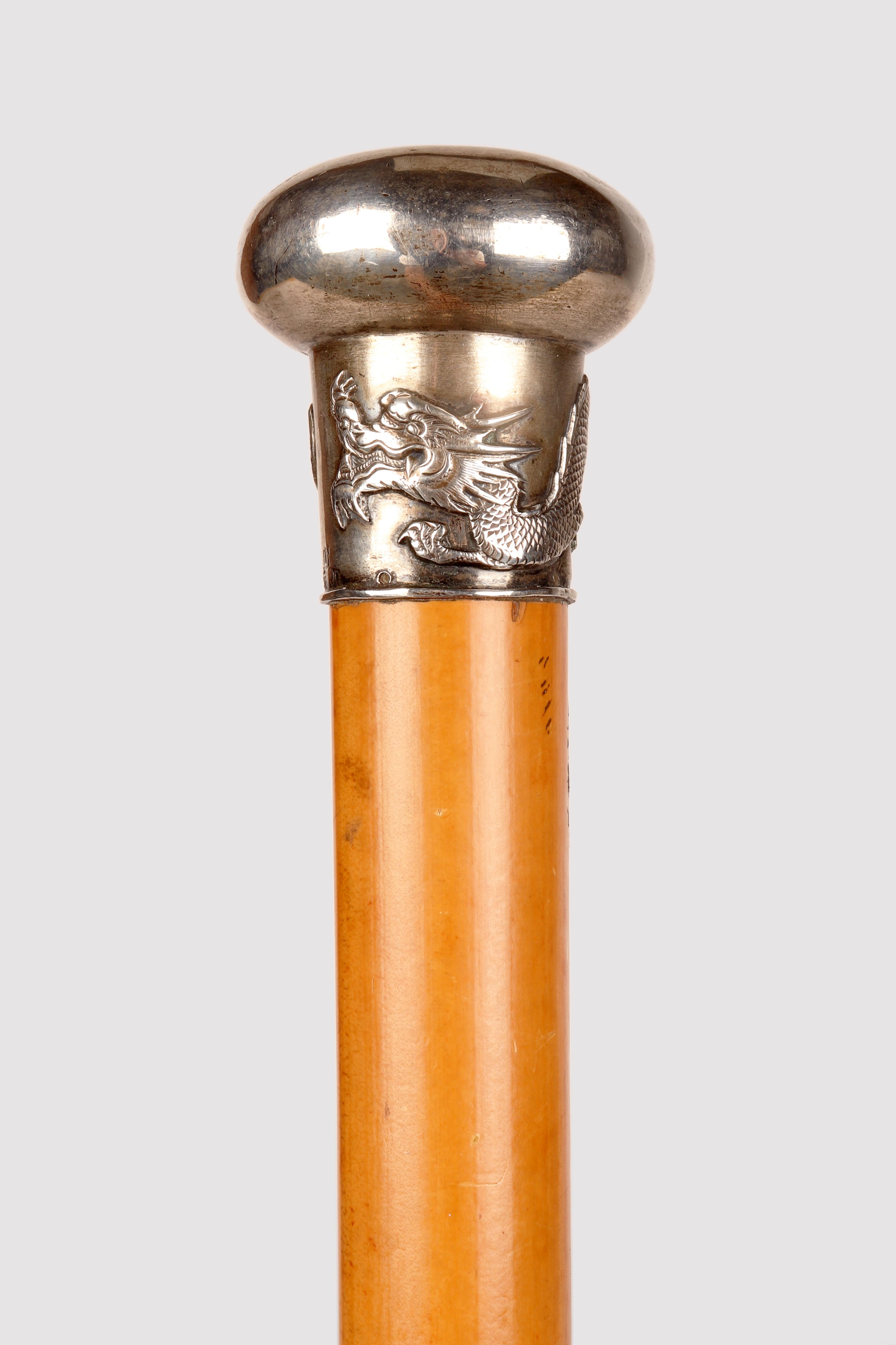 Cinese Bastone da passeggio con manico in argento, Cina per il mercato occidentale, 1890. in vendita