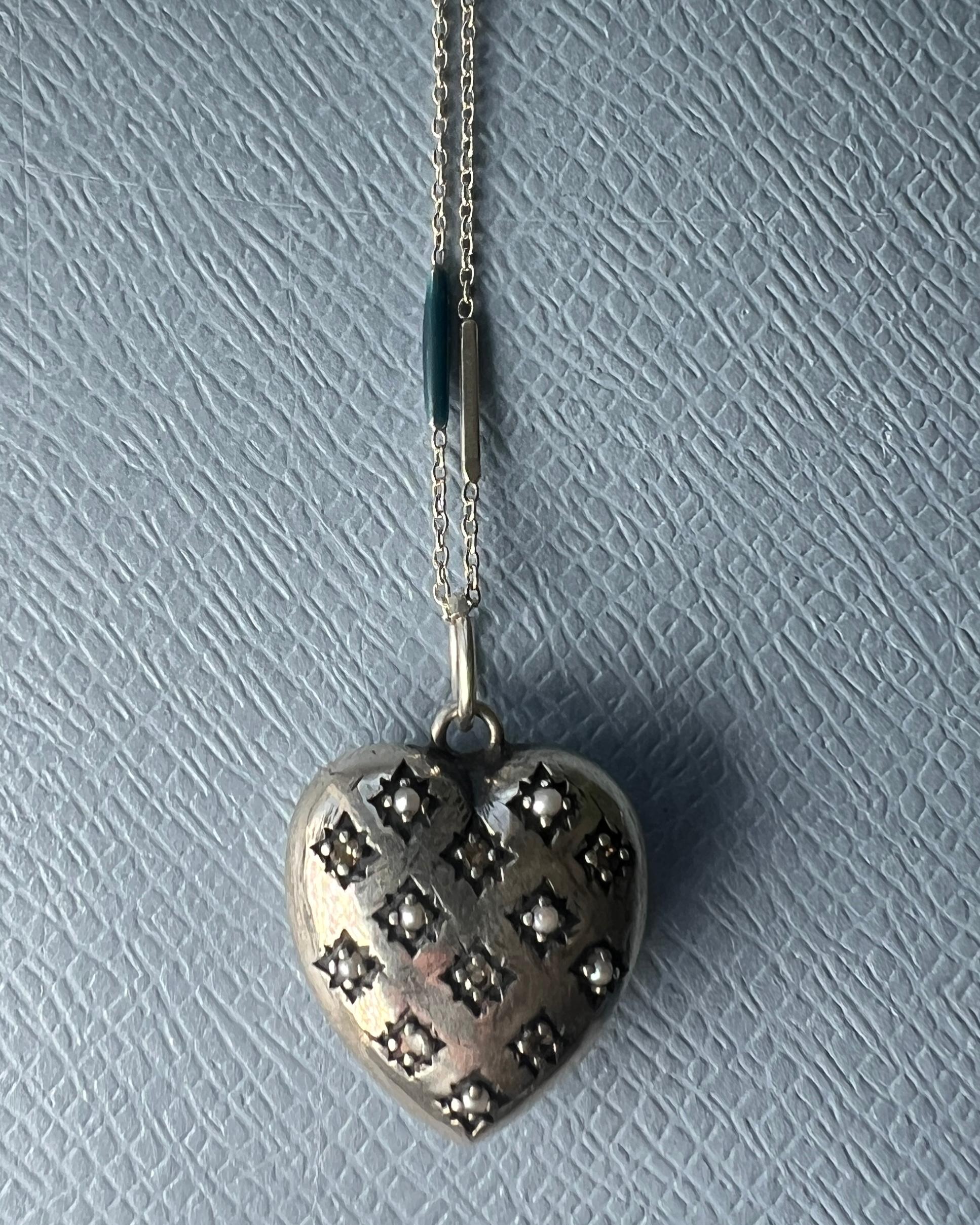 Collana a catena con cuore in argento In condizioni Nuovo in vendita a Los Angeles, CA