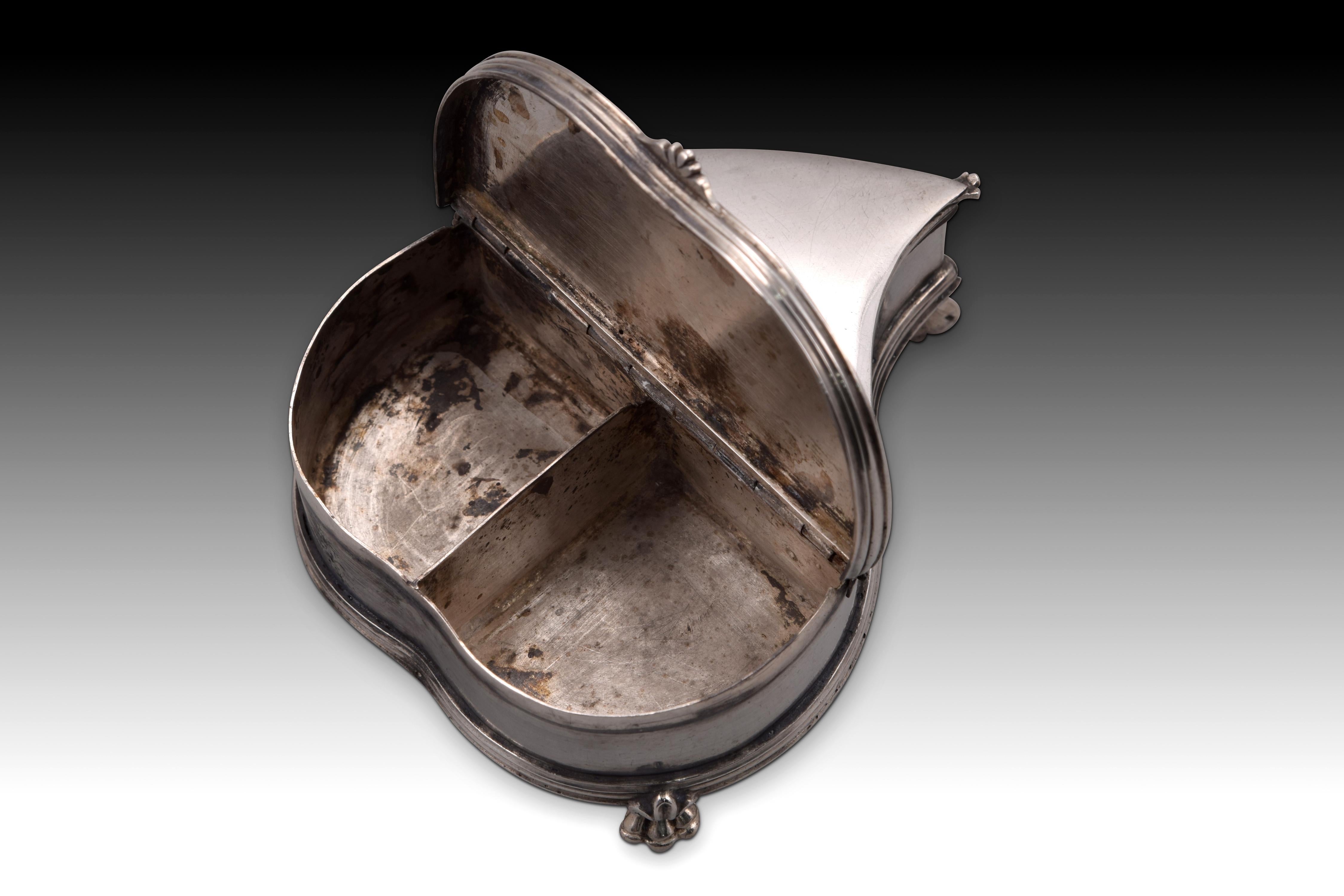 Neoclassical Silver Heart-Shaped Spice Box, Lopez Portero, Manuel, Spain, Granada, 1870 For Sale