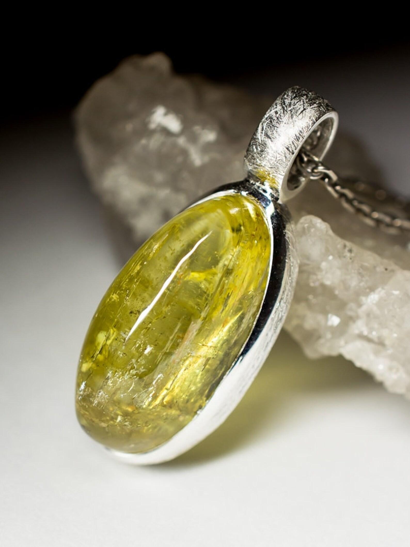 Oval Cut Silver Heliodor Pendant Lemon Yellow Beryl Oval Shape Cabochon Natural Gemstone For Sale