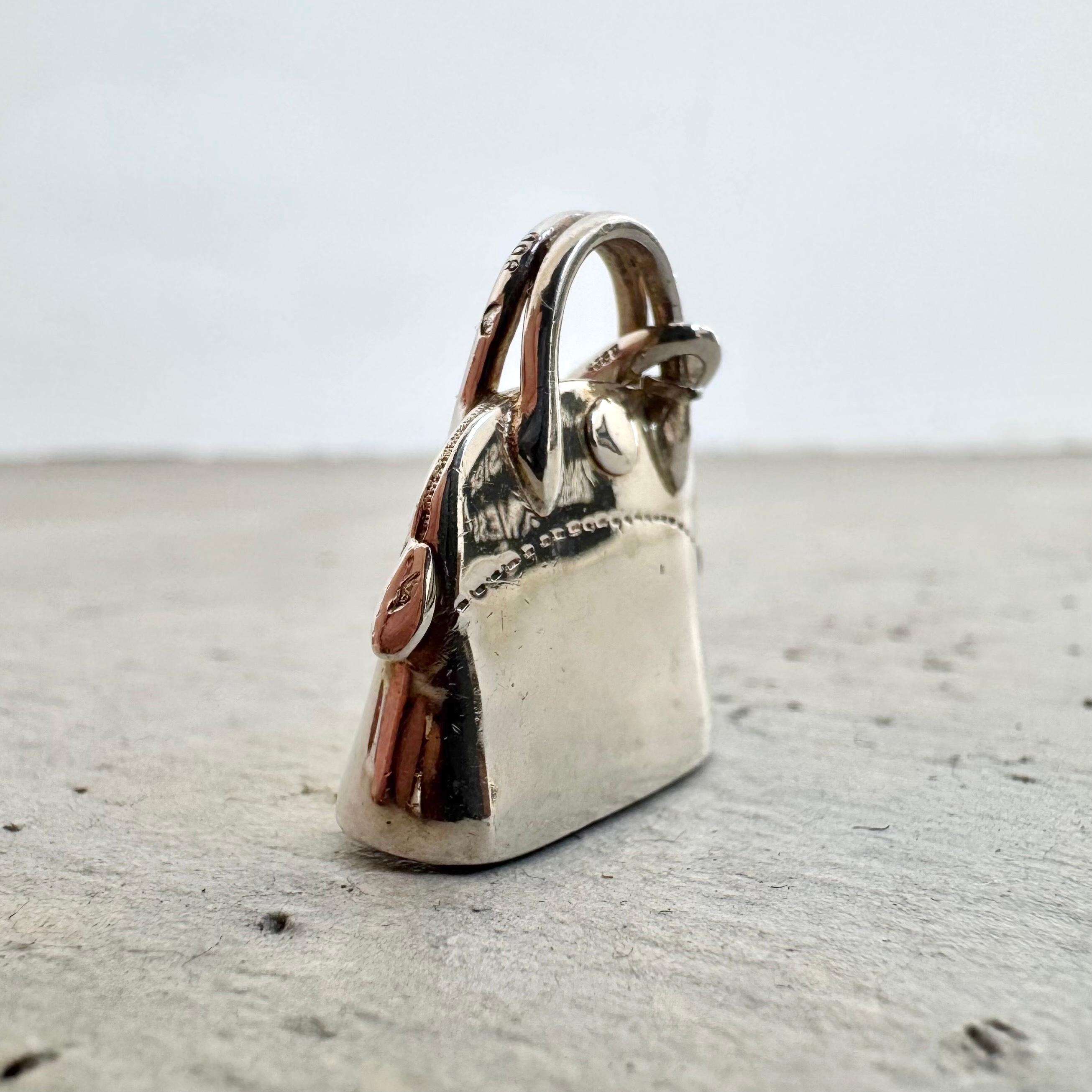 Francese Portapillole in argento con borsa Hermès, Francia, anni '50 in vendita