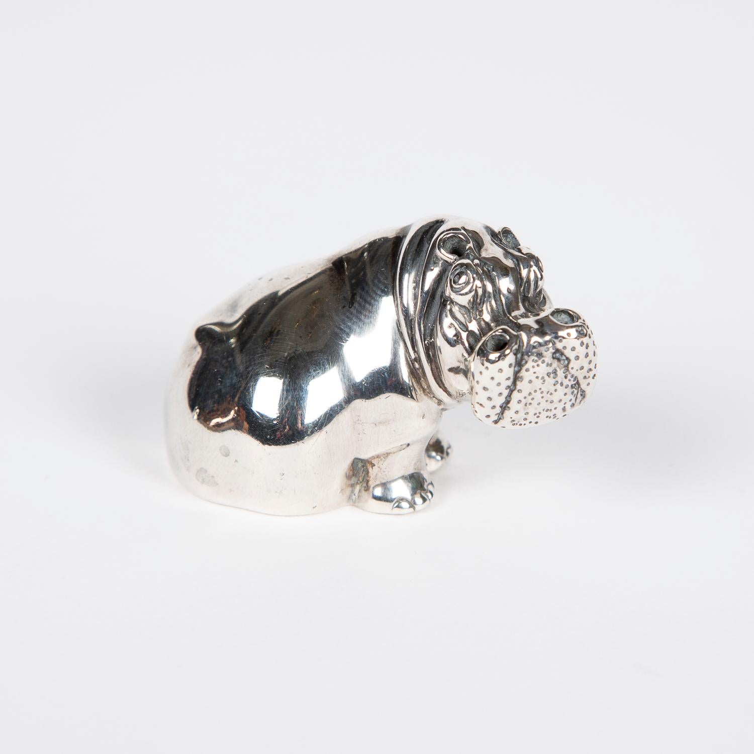 Silver Hippopotamus Salt and Pepper Shakers In Good Condition In London, GB