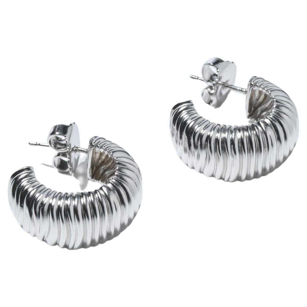 Silver Hoop Earrings by Paula Pantolin For Sale
