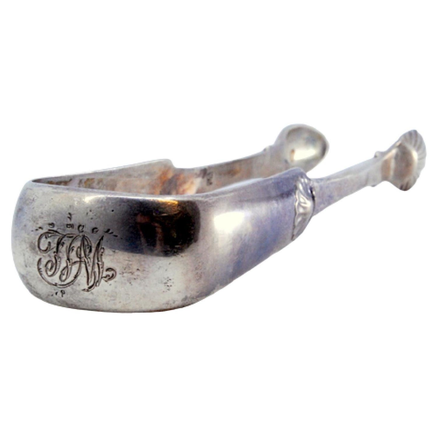 Silver ice tongs in the shape of acanthus leaves en venta