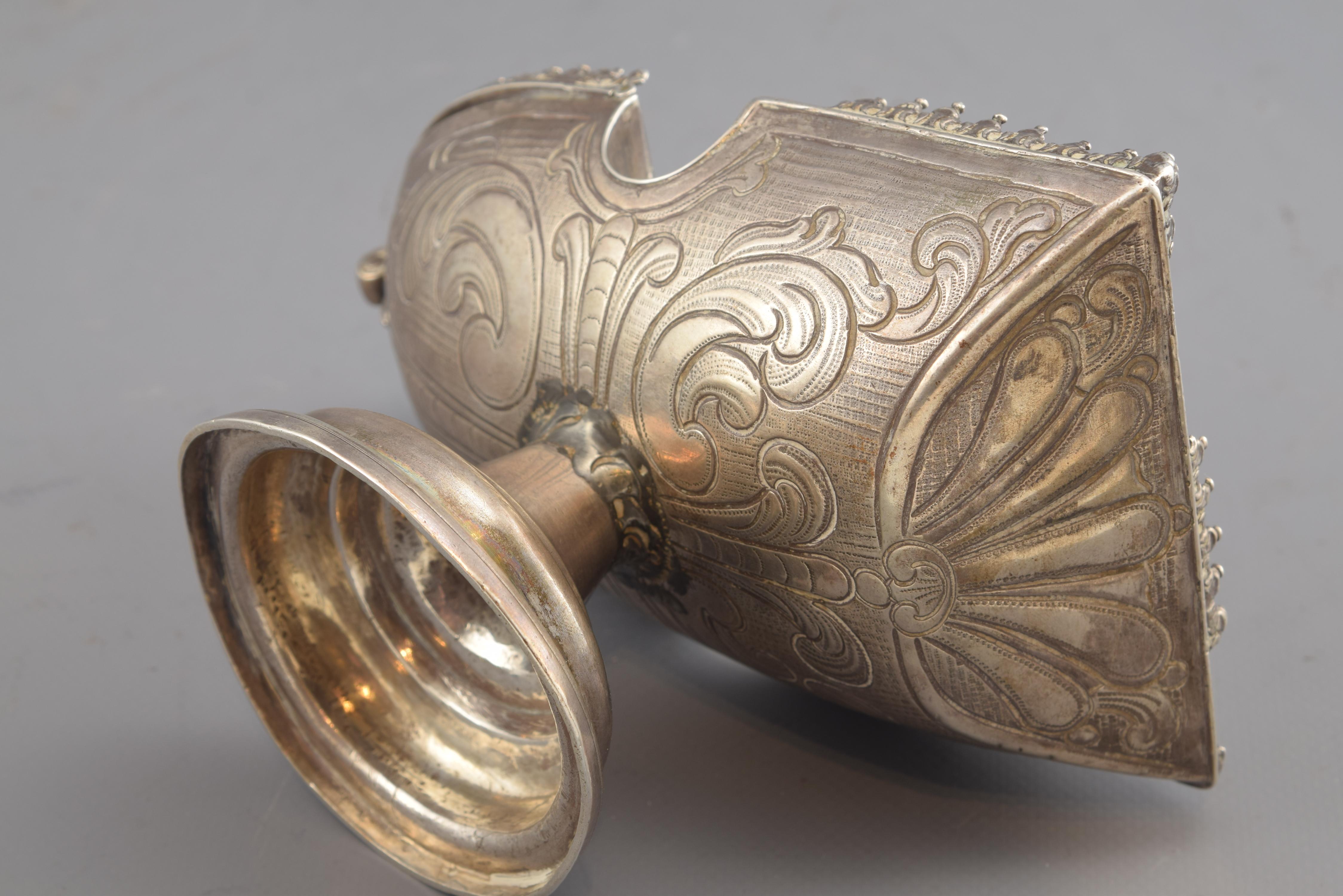 Spanish Silver Incense Boat (Naviculae). with Hallmarks. Spain, 18th Century For Sale