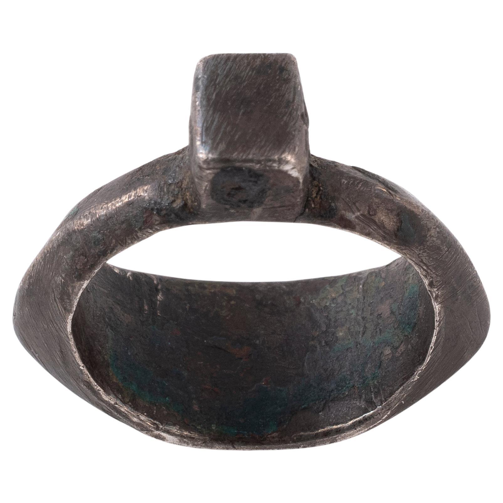 Silberner Intaglio-Ring mit römischer Gottheit 1.-3. Jahrhundert AD im Zustand „Hervorragend“ im Angebot in Firenze, IT