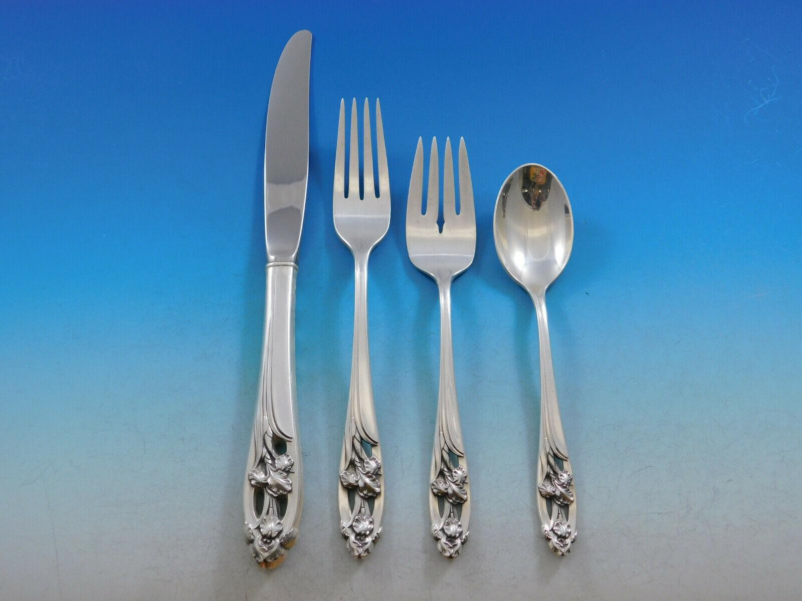 Silver Iris by International Sterling Silver Flatware Set for 6 Service 36 Pcs In Excellent Condition For Sale In Big Bend, WI