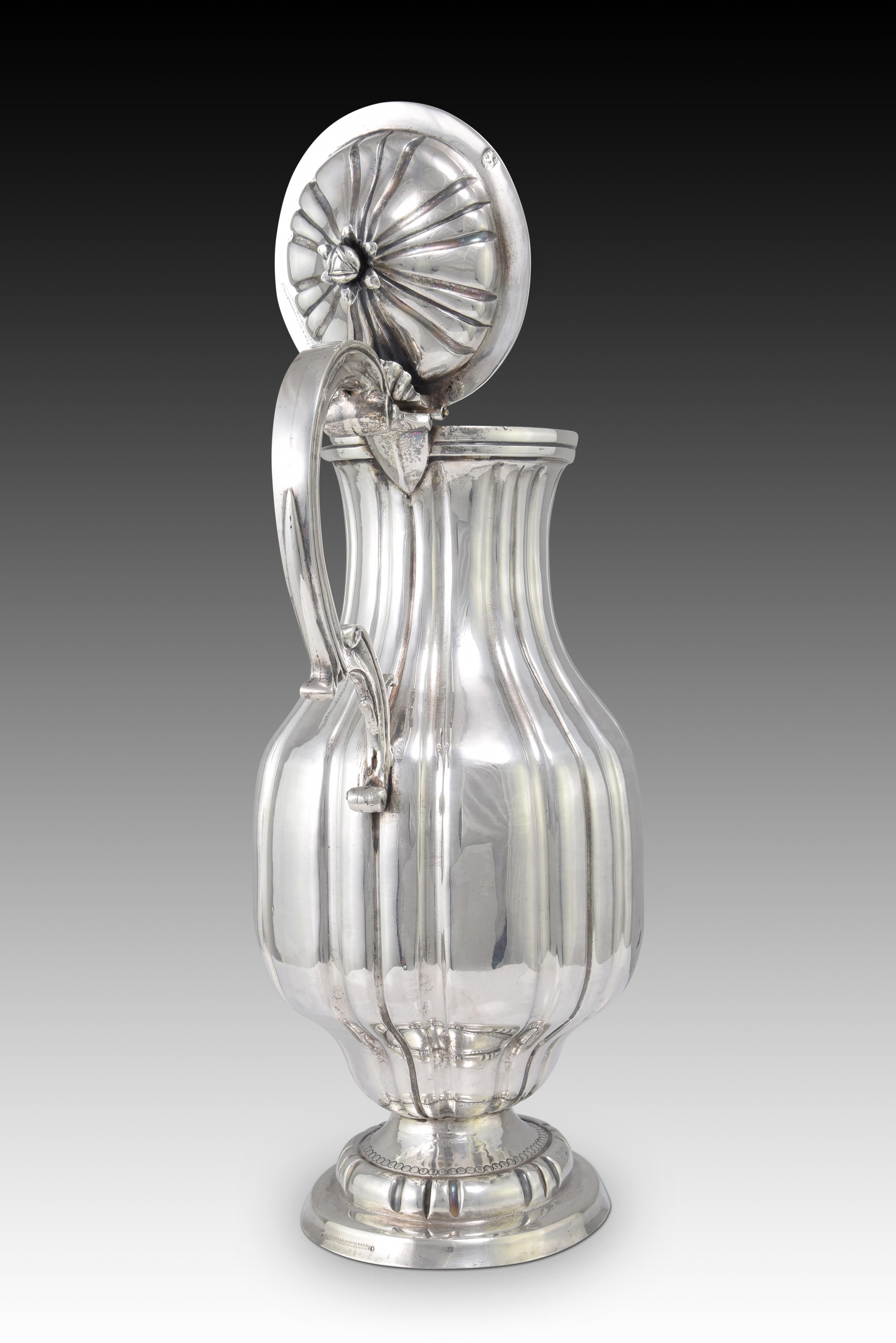 18th Century Silver jar or jug. MARTINEZ MORENO, Mateo. Cordoba, Spain, possibly 1797. For Sale