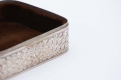 Scatola per gioielli in argento con incisioni, fregio circostante, centro con Taj Mahal