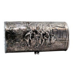 Silver lady
s pin box with reliefs on both sides and a gold interior