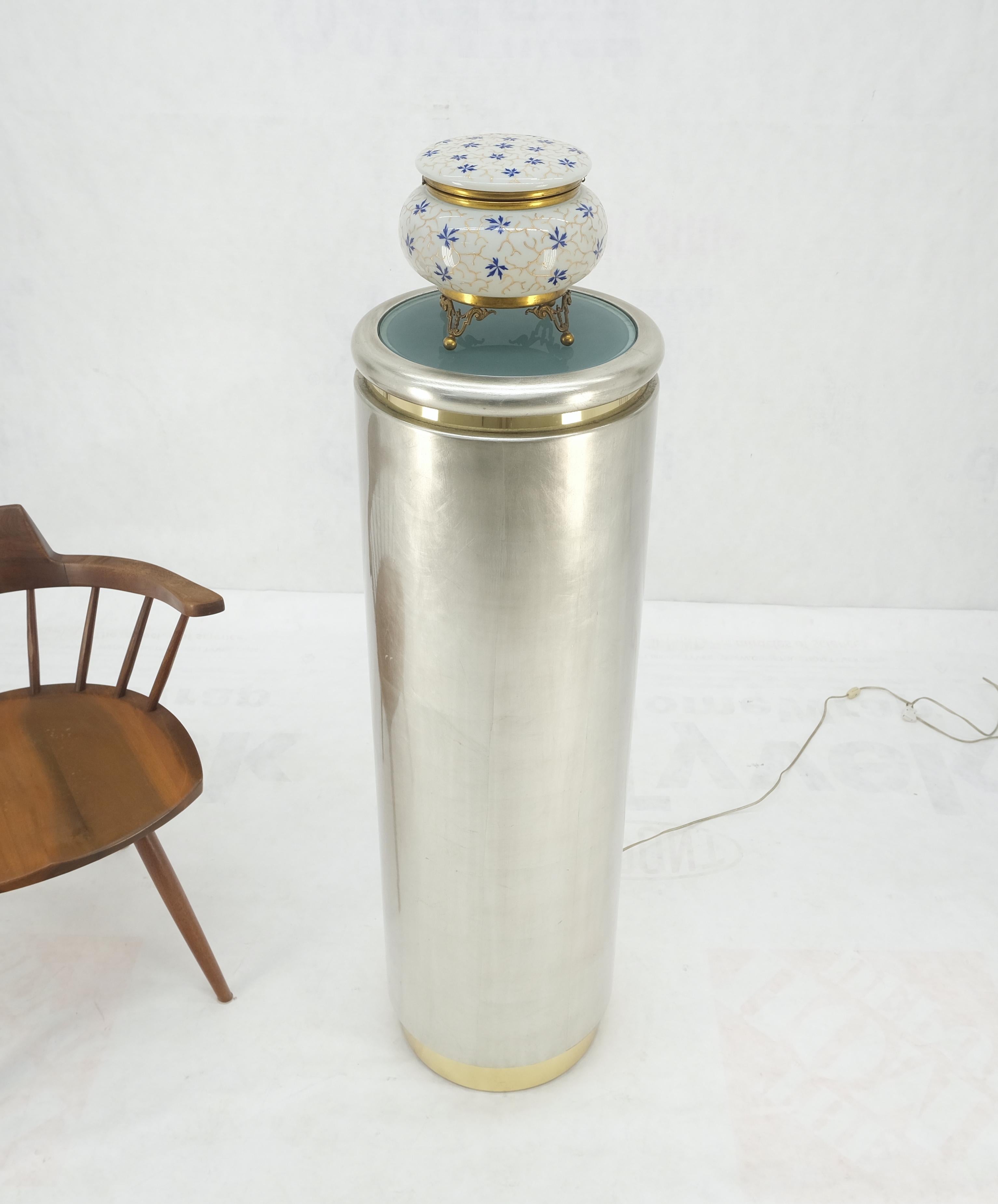 Silver Leaf Gilt Round Cylinder Shape Lighted Pedestal Floor Lamp MINT! For Sale 2