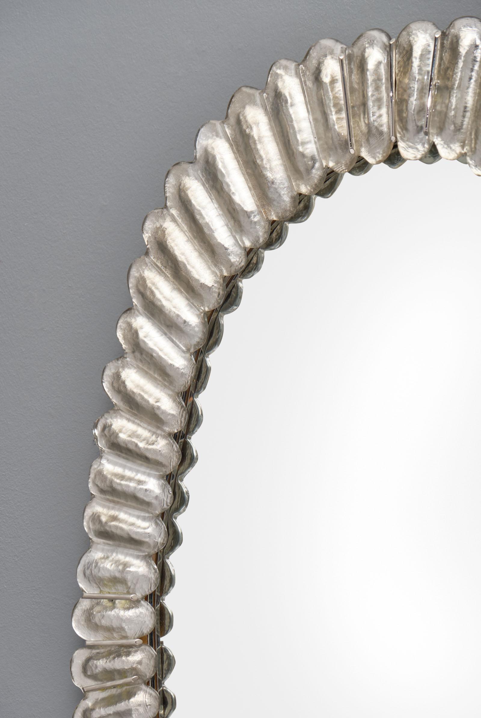Miroirs en verre de Murano à feuilles d'argent par Fuga Excellent état - En vente à Austin, TX