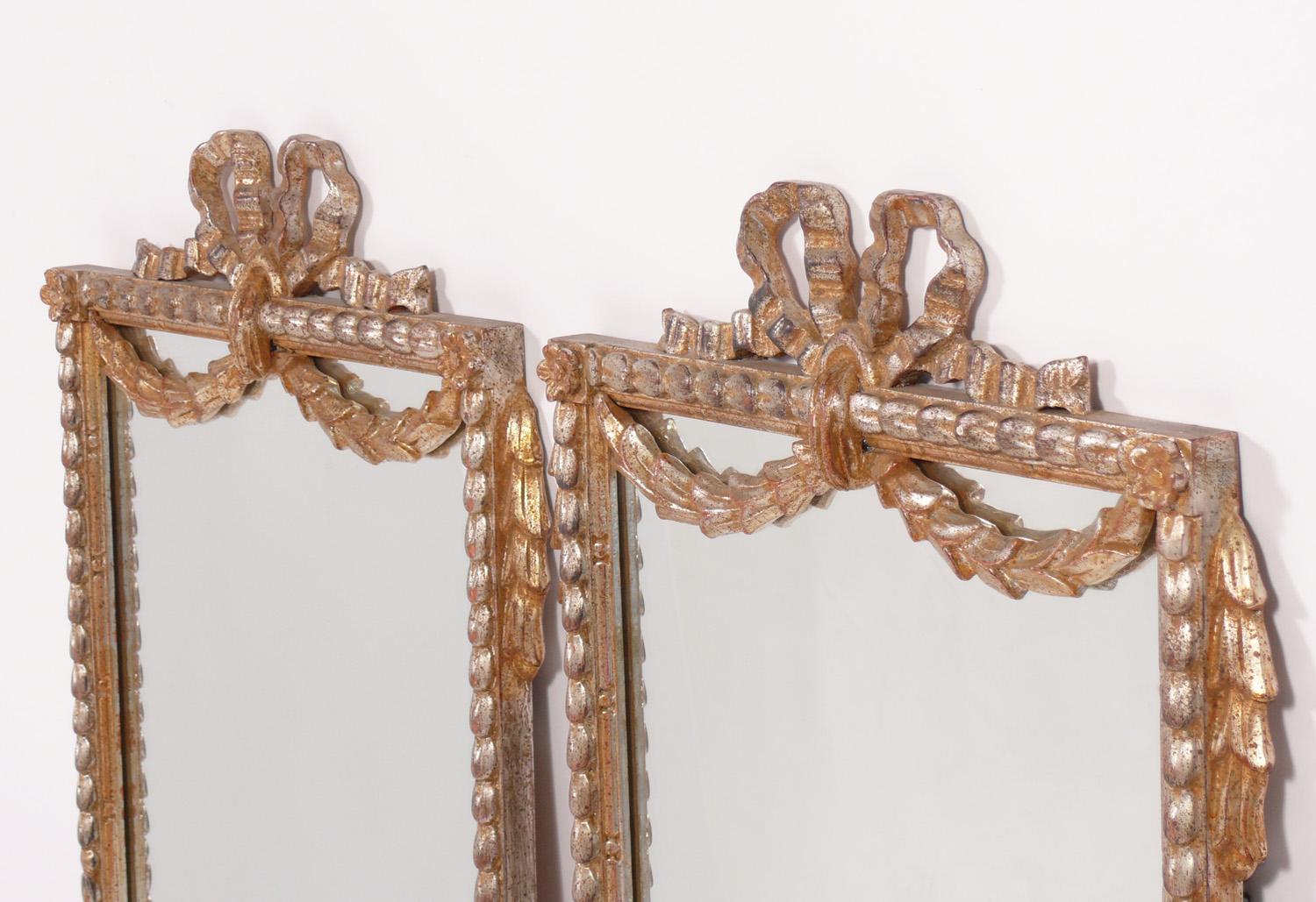 Hollywood Regency Miroirs à ruban en feuilles d'argent de l'hôtel Carlyle NYC - Paire disponible en vente