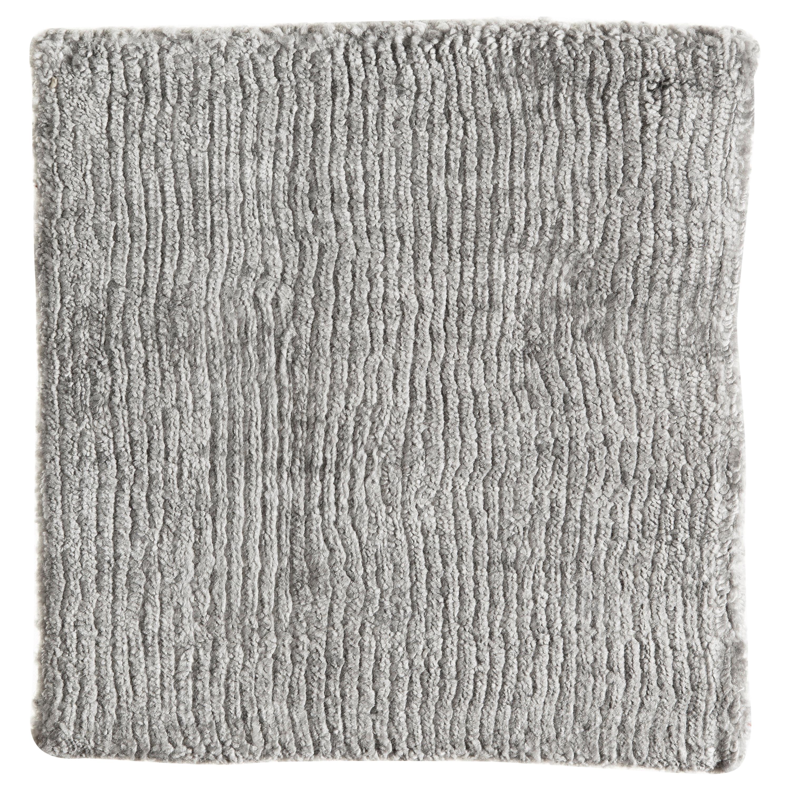 Tapis en soie de bambou massif texturé, tissé à la main, gris clair et gris argenté, à coupe en boucle
