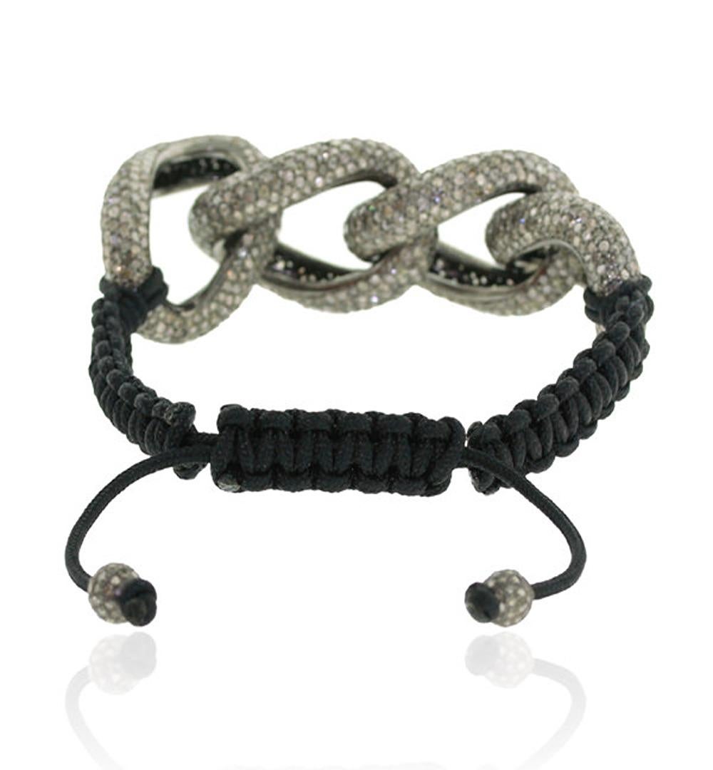 Silver Link Macrame Bracelet Accented With Pave Diamonds In New Condition For Sale In New York, NY