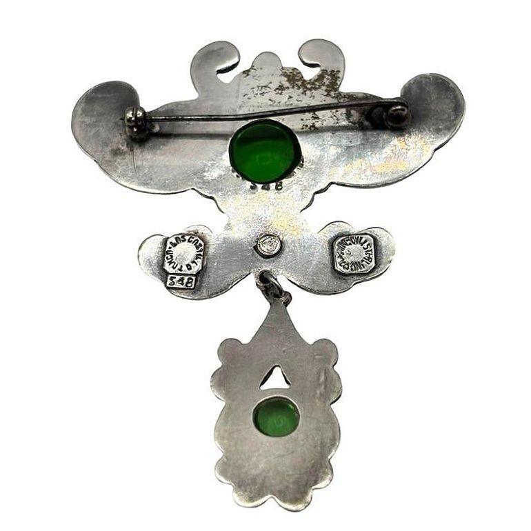 Antike Jugendstil-Brosche aus Silber und grünem Stein im Stil des Jugendstils im Zustand „Gut“ im Angebot in Van Nuys, CA