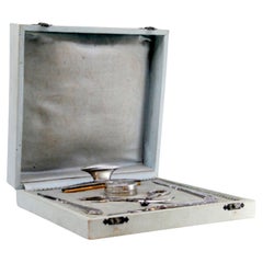 Silver manicure case with six pieces