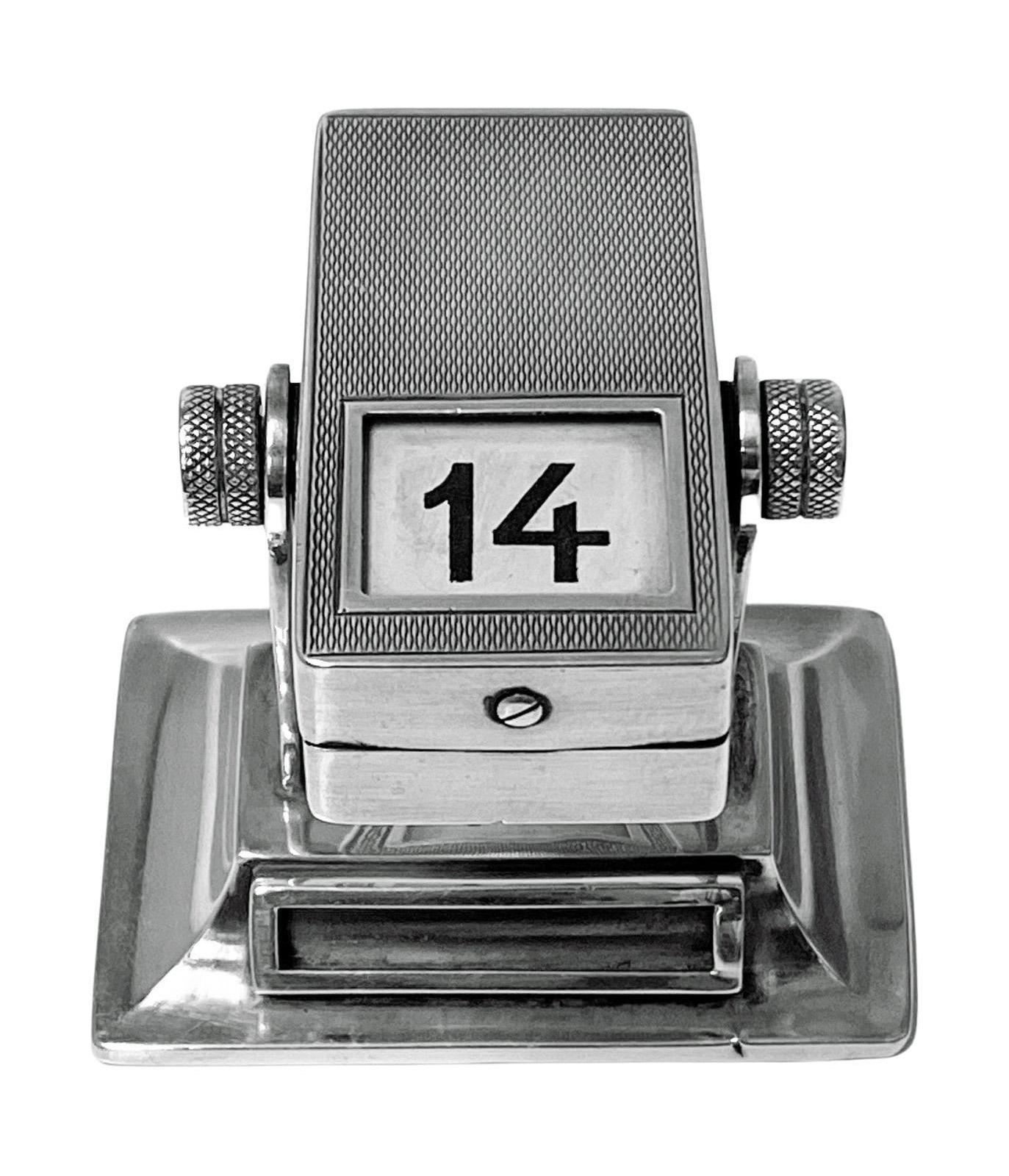 20th Century Silver Mechanical Rotating Desk Calendar London 1930 Stockwell