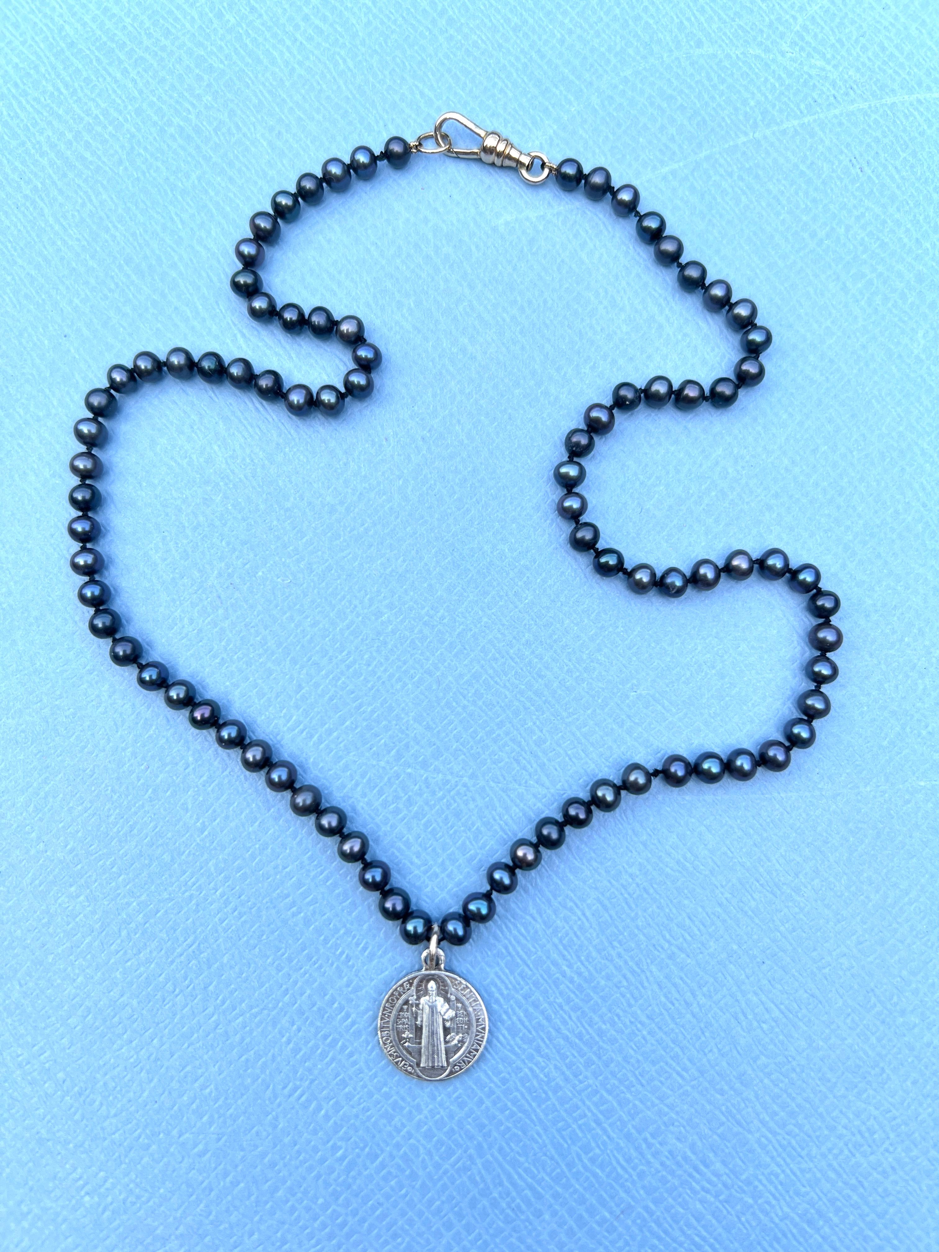 Brilliant Cut Silver Medal Necklace Black Pearl Bead Choker For Sale