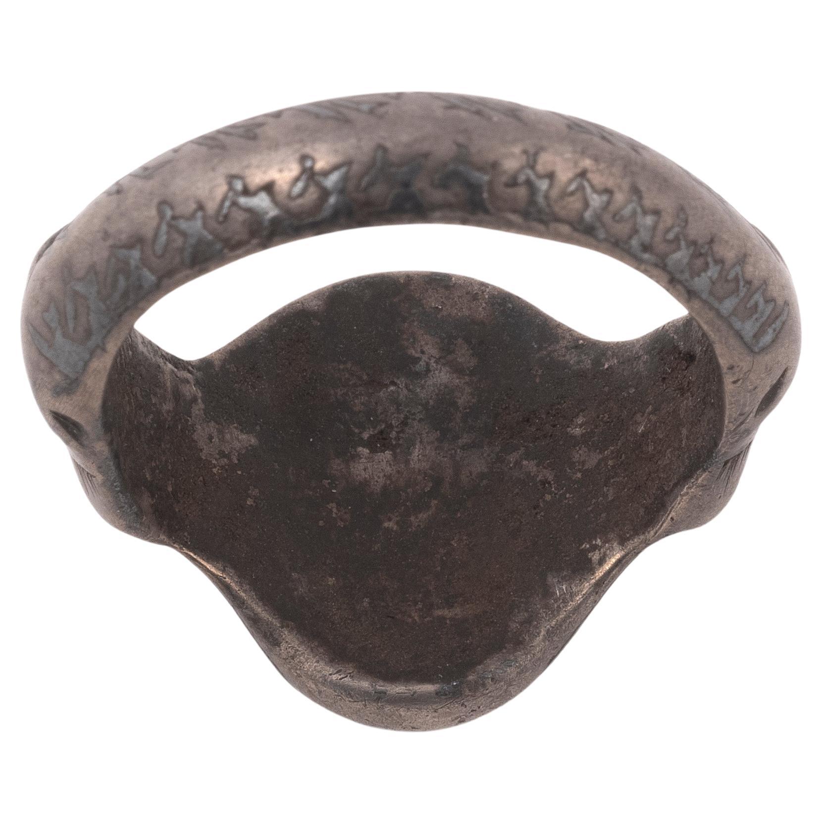 Medieval Silver Merchant's Inlaid Niello Ring Seal With Coat Of Arms Circa XV Sec. For Sale