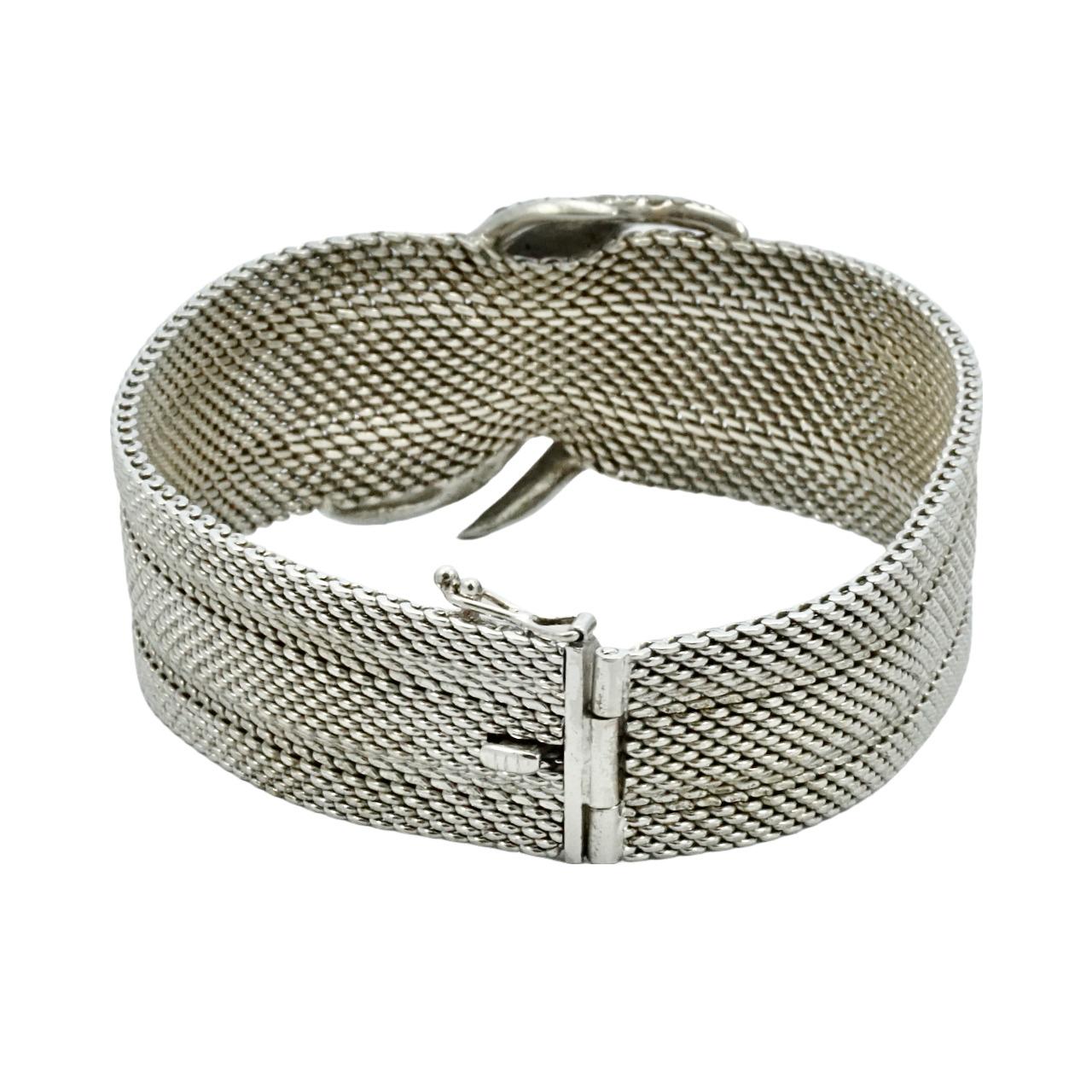 Silbernes Mesh-Gliederarmband mit Markasit-Motiv in der Mitte (Rundschliff) im Angebot