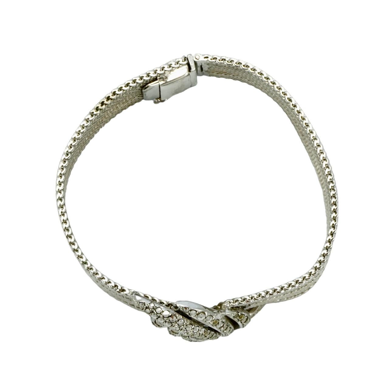 Silbernes Mesh-Gliederarmband mit Markasit-Motiv in der Mitte im Angebot 3