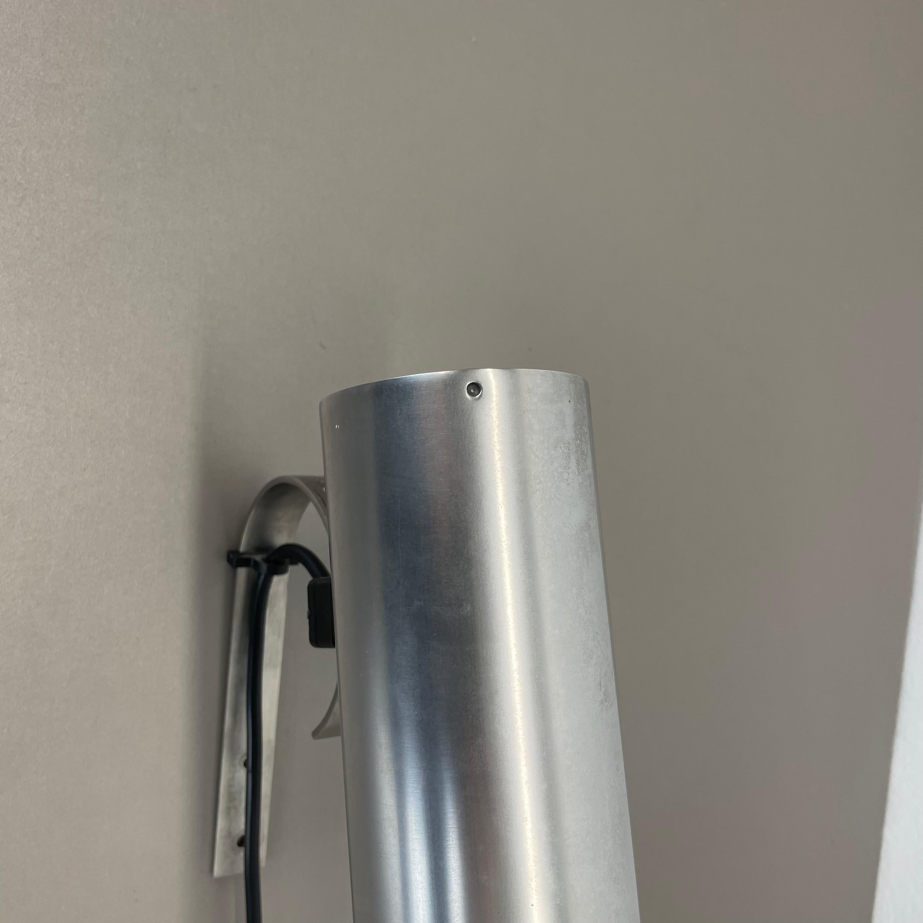 Plastic silver metal adjustable SPACE AGE wall spot light by Erco Lights, Germany 1970s For Sale