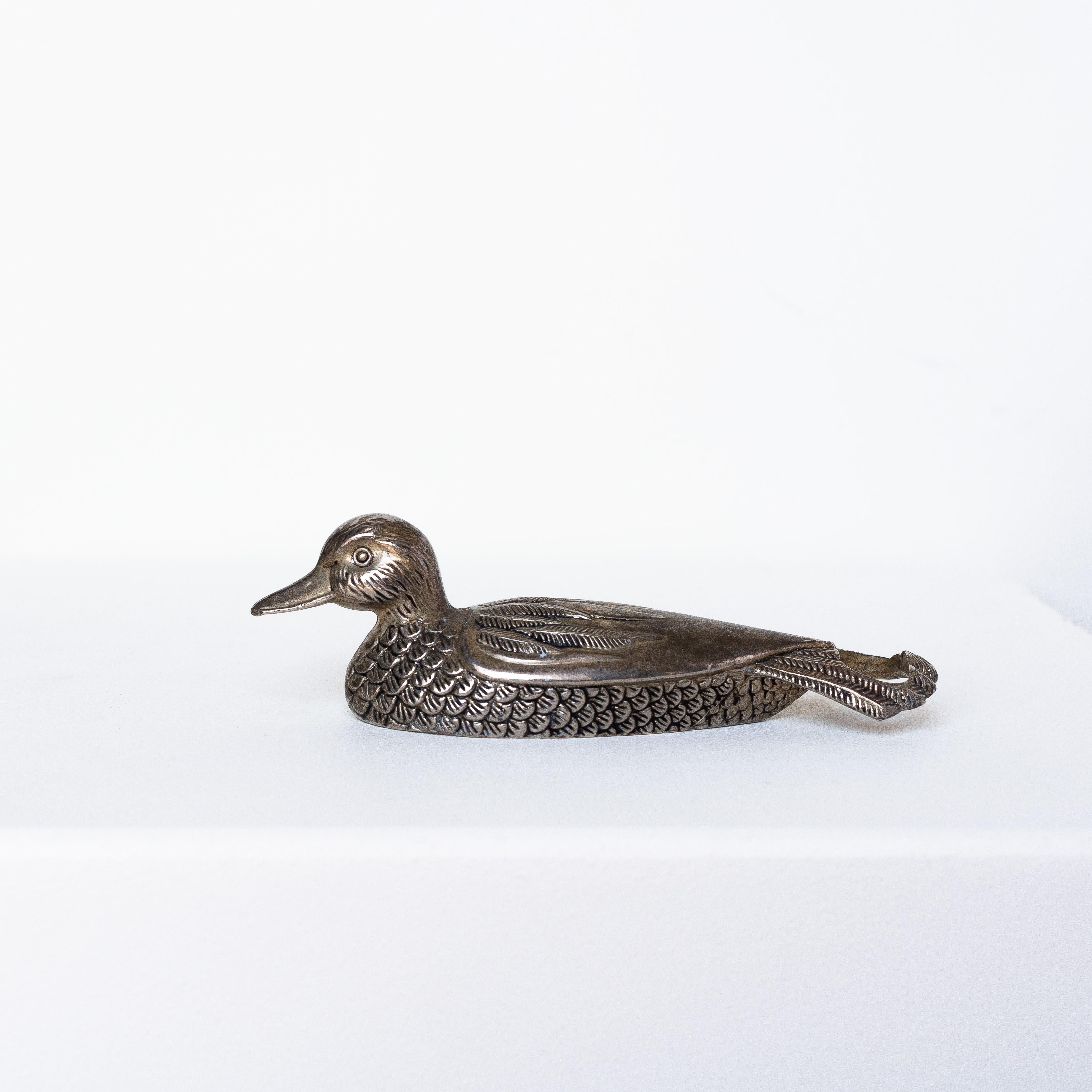 Embossé Ouvre-bouteilles canard, vaisselle de cuisine, France, années 1960 en vente
